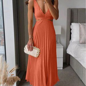 Harper & West Bianca Dress in Orange Sz. Medium